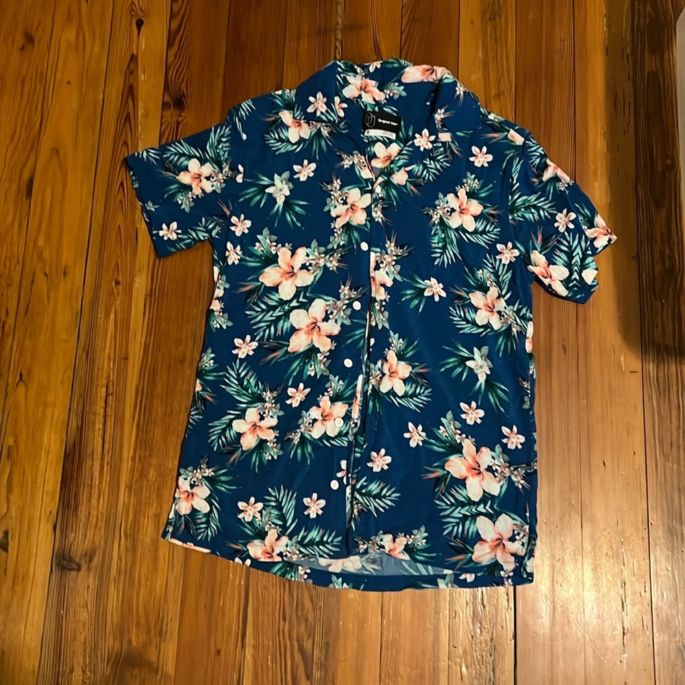 Brand: original use, size: small, blue Hawaiian shirt